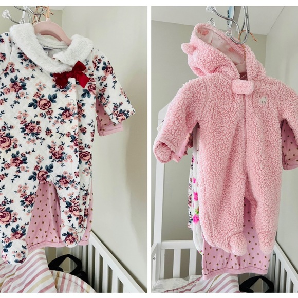 Baby Girl Clothes Lot Newborn 0 - 6 Months Pajama Bodysuit Onesies Footsies - Picture 14 of 16
